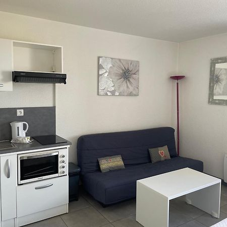 Au Rythme Des Ferrys Apartment Calais Exterior foto