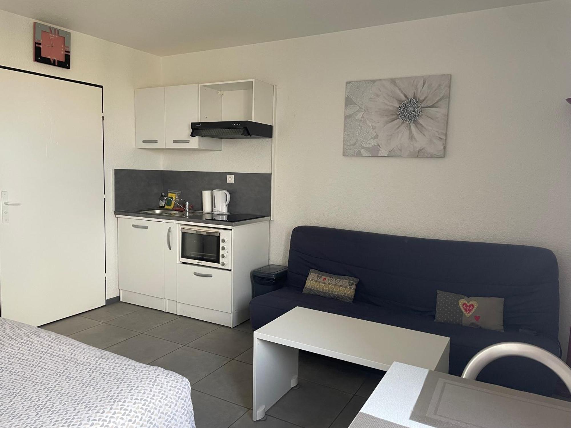 Au Rythme Des Ferrys Apartment Calais Exterior foto